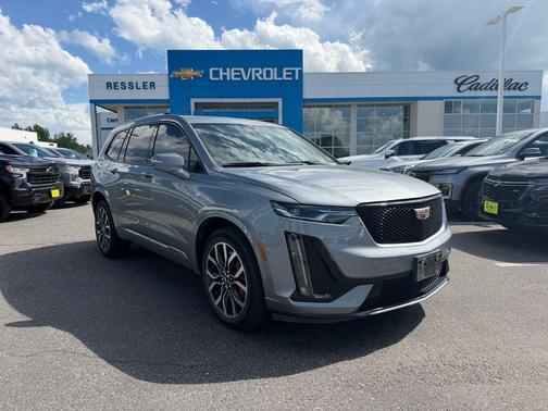 Silver Metallic 2025 Cadillac XT6 Sport AWD