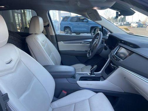 2017 Cadillac XT5 Premium Luxury