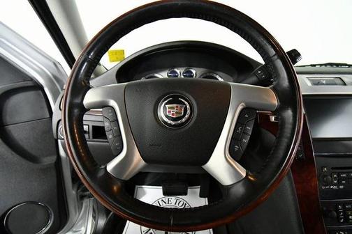 2011 Cadillac Escalade Luxury