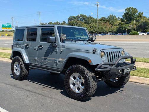 2014 Jeep Wrangler Unlimited Sahara