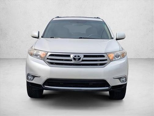 2012 Toyota Highlander SE
