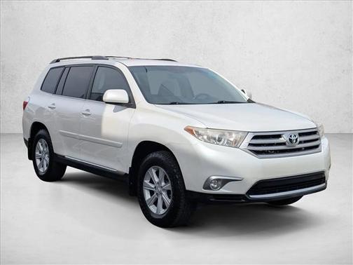 2012 Toyota Highlander SE