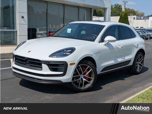 2023 Porsche Macan S