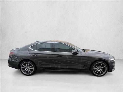 2022 Genesis G70 3.3T RWD