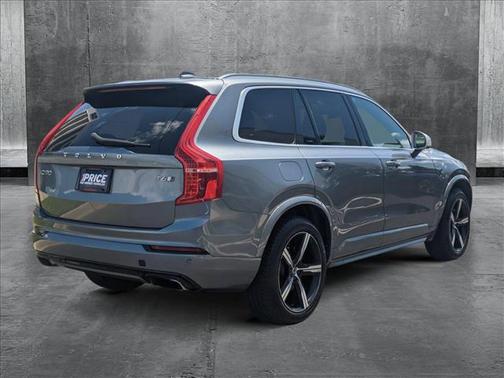 2017 Volvo XC90 T6 R-Design