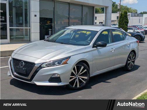 2020 Nissan Altima SR FWD