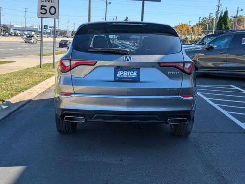 2023 Acura MDX Standard