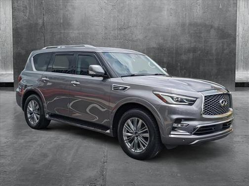 2021 INFINITI QX80 Luxe