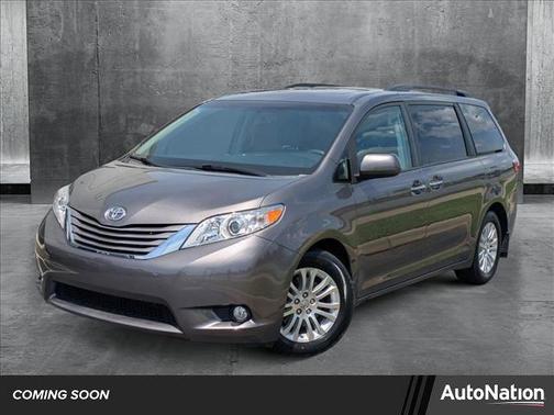 2017 Toyota Sienna XLE Premium
