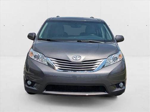 2017 Toyota Sienna XLE Premium
