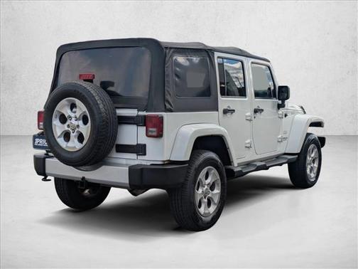 2013 Jeep Wrangler Unlimited Sahara