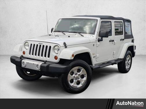 2013 Jeep Wrangler Unlimited Sahara