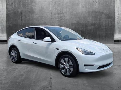 2023 Tesla Model Y Long Range Dual Motor All-Wheel Drive