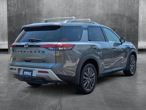 2024 Nissan Pathfinder SL FWD
