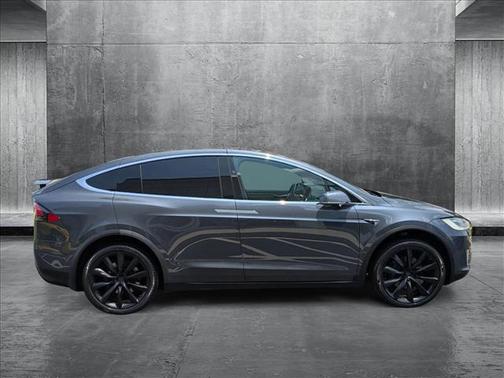 2016 Tesla Model X 70D