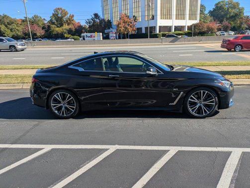 2020 INFINITI Q60 3.0T LUXE