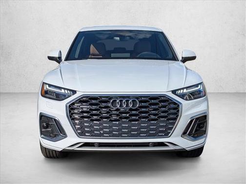 2022 Audi Q5 45 S line Prestige