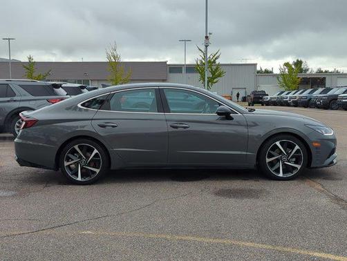 2023 Hyundai SONATA SEL Plus