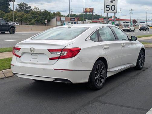 2022 Honda Accord EX-L 1.5T