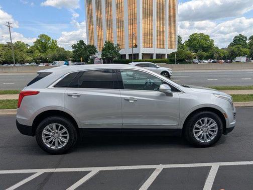 2017 Cadillac XT5 Base