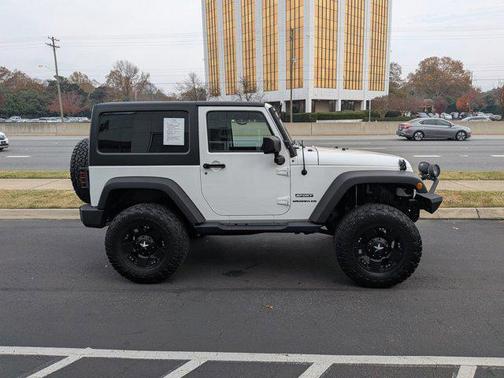 2017 Jeep Wrangler Sport
