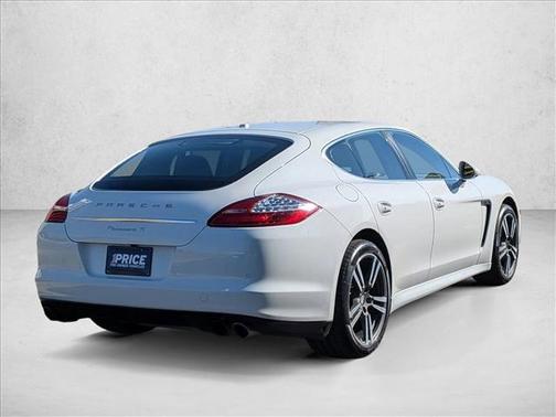 2013 Porsche Panamera 4