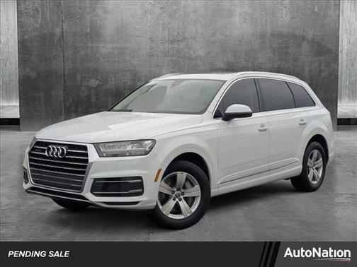 2019 Audi Q7 45 Premium Plus