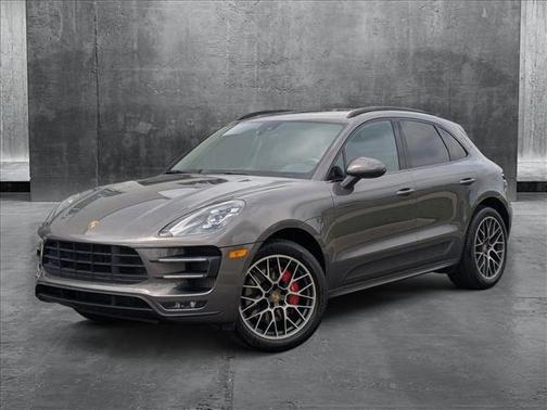 2018 Porsche Macan Turbo