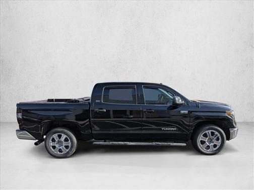 2015 Toyota Tundra SR5