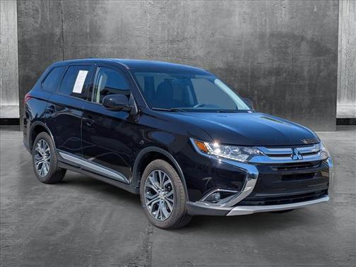 2018 Mitsubishi Outlander ES