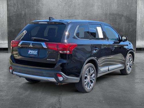 2018 Mitsubishi Outlander ES