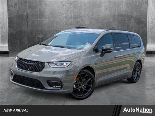 2024 Chrysler Pacifica Limited