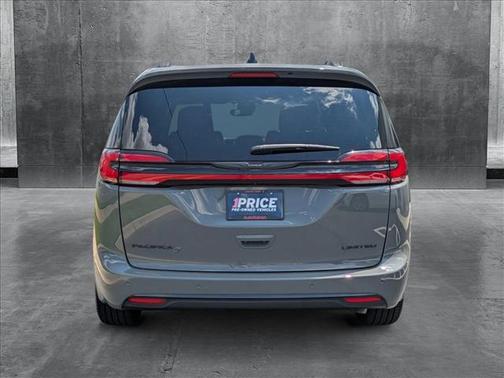 2024 Chrysler Pacifica Limited