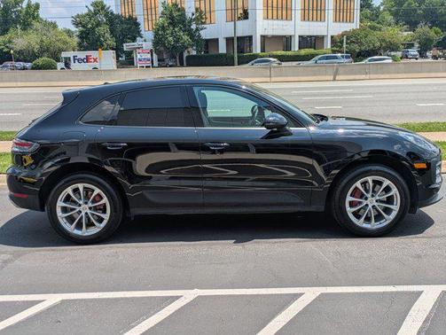 2019 Porsche Macan Base