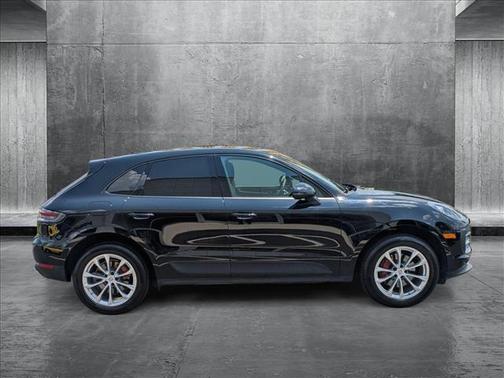 2019 Porsche Macan Base