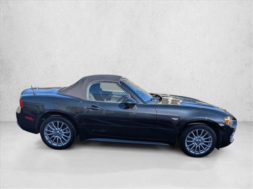 2018 FIAT 124 Spider Base