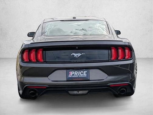 2020 Ford Mustang EcoBoost