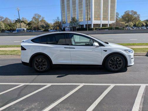 2022 Tesla Model X Dual Motor All-Wheel Drive