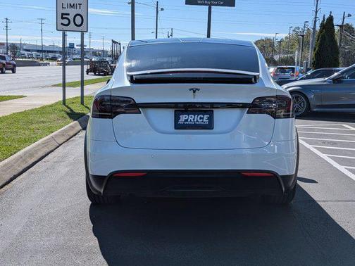 2022 Tesla Model X Dual Motor All-Wheel Drive