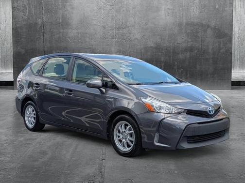 2015 Toyota Prius v Four