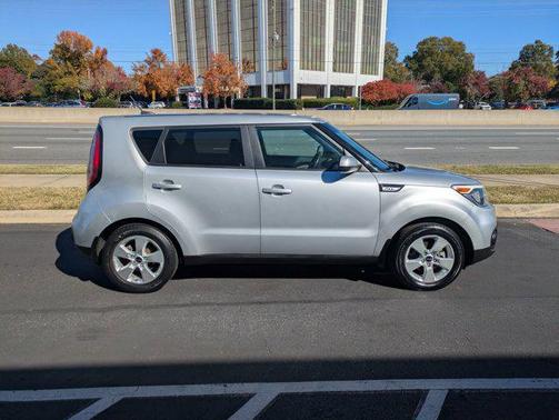 2017 Kia Soul Base