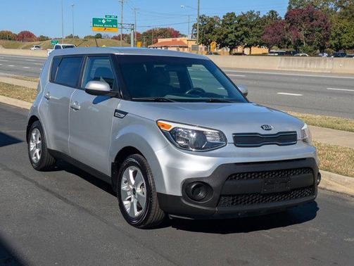 2017 Kia Soul Base