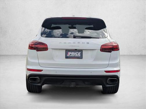 2017 Porsche Cayenne Platinum Edition