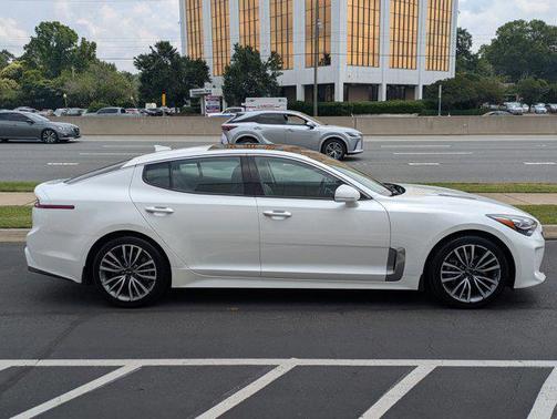 2019 Kia Stinger Premium
