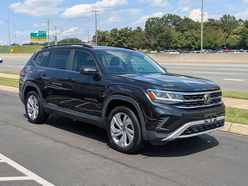 2021 Volkswagen Atlas 3.6L SE w/Technology
