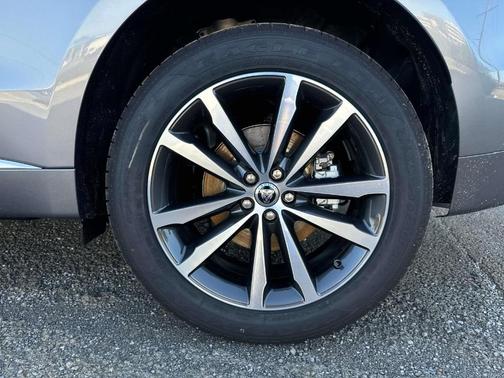 2025 Jaguar F-PACE P250 R-Dynamic S