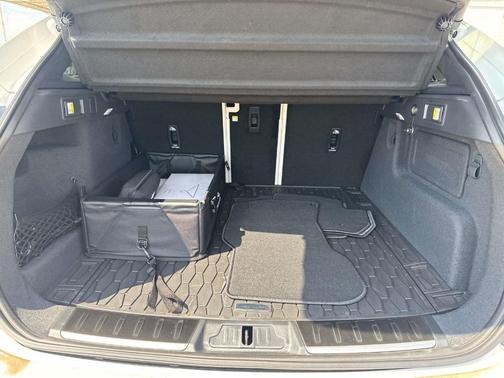 2025 Jaguar F-PACE P400 R-Dynamic S