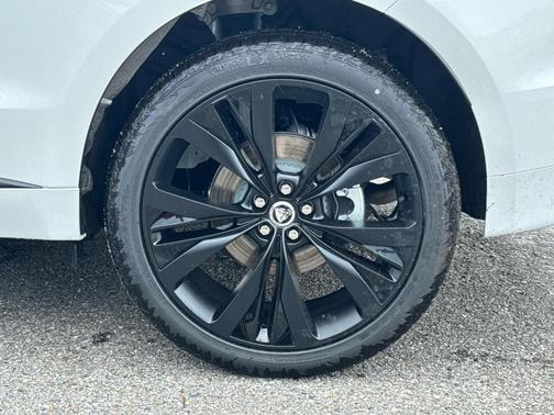 Ostuni Pearl White 2026 Jaguar F-PACE P250 R-Dynamic S