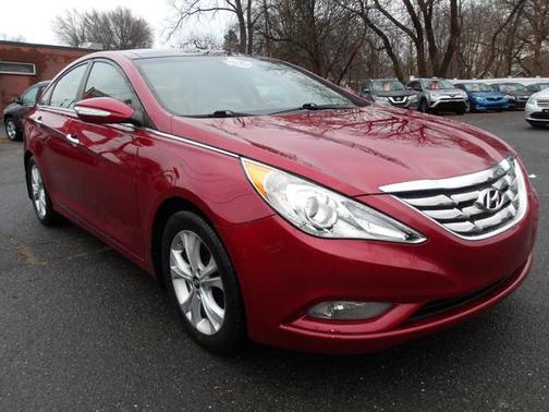 2012 Hyundai SONATA Limited