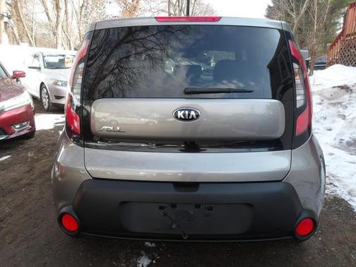2015 Kia Soul Base